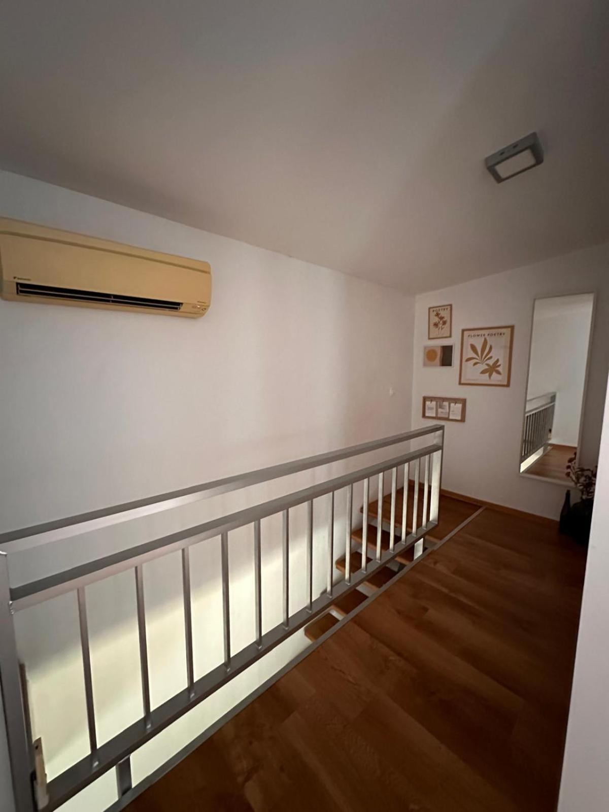 Wanderlust Cottage อาวริก ภายนอก รูปภาพ